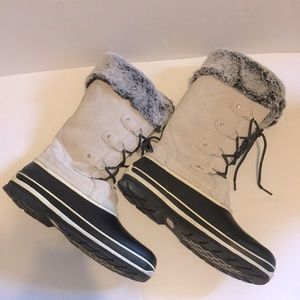Khombu Emily style snow boots